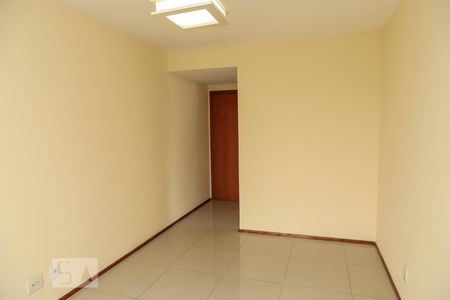 Sala de apartamento à venda com 3 quartos, 60m² em Engenho de Dentro, Rio de Janeiro