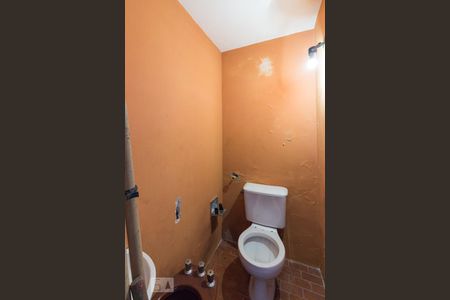 Casa para alugar com 197m², 4 quartos e 2 vagasBanheiro de Serviço