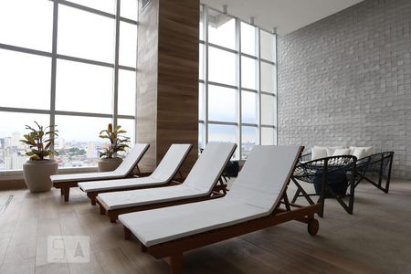 Studio para alugar com 34m², 1 quarto e 1 vaga Studio para alugar com 34m², 1 quarto e 1 vagaPiscina