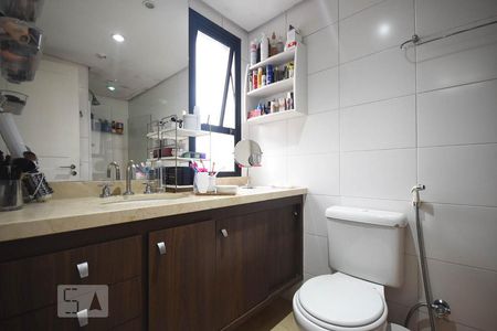Banheiro Suíte de apartamento para alugar com 2 quartos, 92m² em Vila Progredior, São Paulo