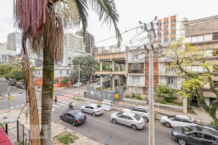vista Sala de apartamento à venda com 1 quarto, 50m² em Rio Branco, Porto Alegre