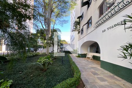 Apartamento para alugar com 74m², 3 quartos e 2 vagas Apartamento para alugar com 74m², 3 quartos e 2 vagasFachada