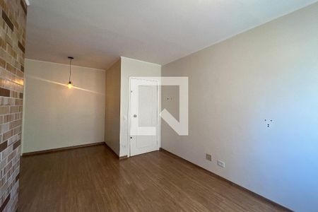 Sala de apartamento para alugar com 3 quartos, 74m² em Moema, São Paulo