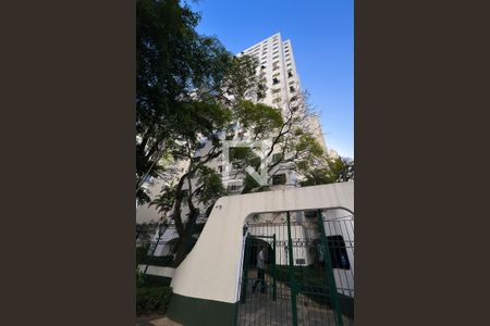 Apartamento para alugar com 74m², 3 quartos e 2 vagas Apartamento para alugar com 74m², 3 quartos e 2 vagasFachada