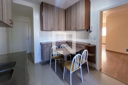 Apartamento para alugar com 74m², 3 quartos e 2 vagas Apartamento para alugar com 74m², 3 quartos e 2 vagasCozinha