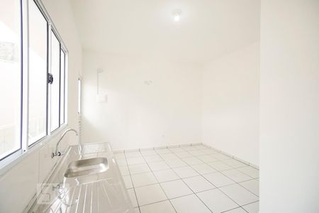Sala quarto e cozinha de casa para alugar com 1 quarto, 20m² em Vila Formosa, São Paulo