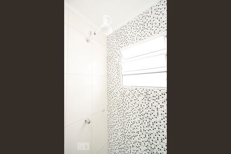 Detalhe banheiro de casa para alugar com 1 quarto, 20m² em Vila Formosa, São Paulo