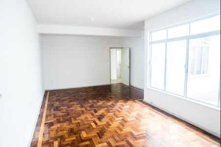 Apartamento para alugar com 89m², 3 quartos e sem vaga Apartamento para alugar com 89m², 3 quartos e sem vagaSala