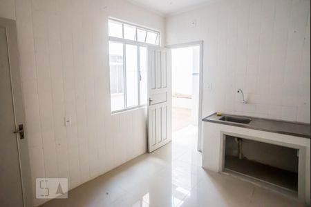 Apartamento para alugar com 89m², 3 quartos e sem vaga Apartamento para alugar com 89m², 3 quartos e sem vagaCozinha