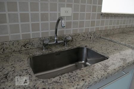 Apartamento para alugar com 63m², 2 quartos e 1 vagaCOZINHA