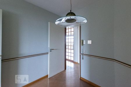 Apartamento à venda com 332m², 5 quartos e 3 vagas Apartamento à venda com 332m², 5 quartos e 3 vagasQuarto 4