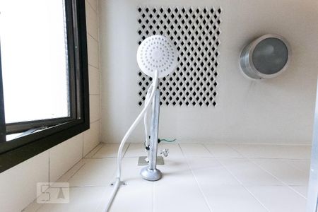 Apartamento à venda com 332m², 5 quartos e 3 vagas Apartamento à venda com 332m², 5 quartos e 3 vagasBanheiro de Serviço
