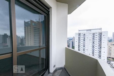 Apartamento à venda com 332m², 5 quartos e 3 vagas Apartamento à venda com 332m², 5 quartos e 3 vagasVaranda