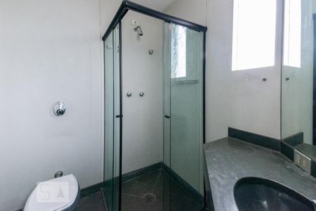 Apartamento à venda com 332m², 5 quartos e 3 vagas Apartamento à venda com 332m², 5 quartos e 3 vagasBanheiro 2