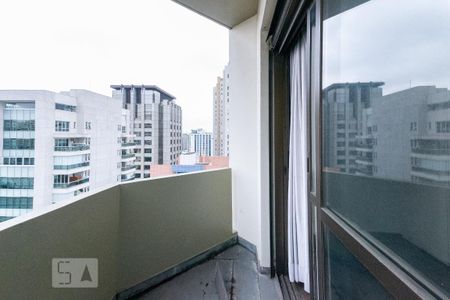 Apartamento à venda com 332m², 5 quartos e 3 vagas Apartamento à venda com 332m², 5 quartos e 3 vagasVaranda