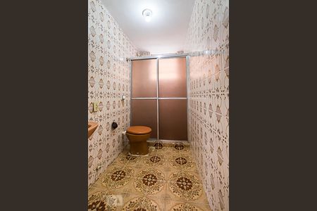 Banheiro de apartamento à venda com 2 quartos, 50m² em Olaria, Rio de Janeiro