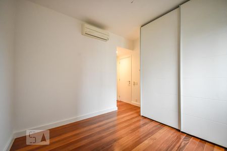 Apartamento à venda com 191m², 3 quartos e 3 vagasSuíte 3