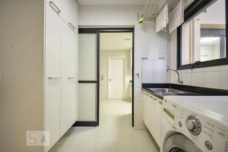 Apartamento à venda com 191m², 3 quartos e 3 vagasÁrea de Serviço