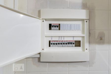 Apartamento à venda com 98m², 3 quartos e 1 vagaQuadro de luz