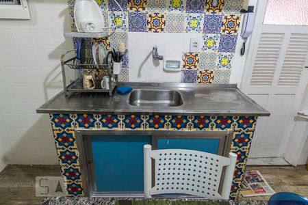 Apartamento à venda com 98m², 3 quartos e 1 vagaCopa e cozinha - Detalhe da pia