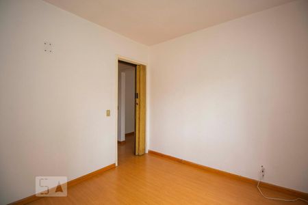 Quarto  de apartamento para alugar com 1 quarto, 43m² em Jardim do Salso, Porto Alegre