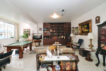 Apartamento à venda com 200m², 3 quartos e 1 vagaSala.