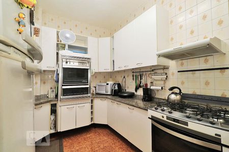 Apartamento à venda com 200m², 3 quartos e 1 vagaCozinha.