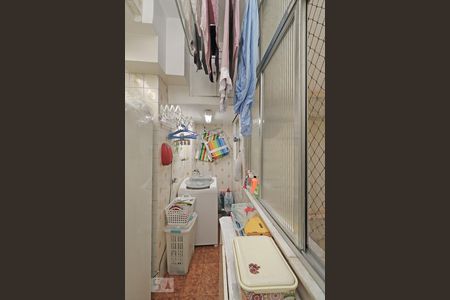 Apartamento à venda com 200m², 3 quartos e 1 vagaÁrea de Serviço.