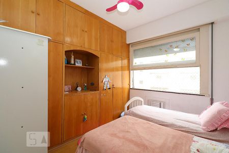 Apartamento à venda com 200m², 3 quartos e 1 vagaQuarto 2.