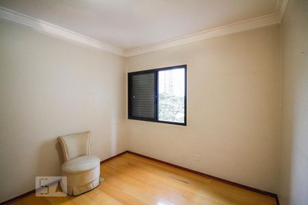 Apartamento para alugar com 140m², 3 quartos e 3 vagas Apartamento para alugar com 140m², 3 quartos e 3 vagasQuarto