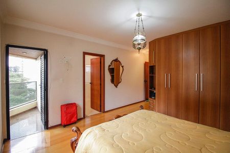Apartamento para alugar com 140m², 3 quartos e 3 vagas Apartamento para alugar com 140m², 3 quartos e 3 vagasSuíte