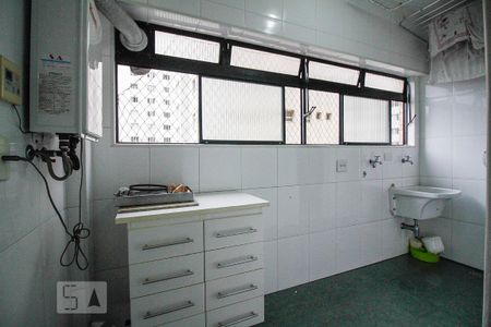 Apartamento para alugar com 140m², 3 quartos e 3 vagas Apartamento para alugar com 140m², 3 quartos e 3 vagasÁrea de Serviço
