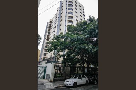 Apartamento para alugar com 140m², 3 quartos e 3 vagas Apartamento para alugar com 140m², 3 quartos e 3 vagasFachada