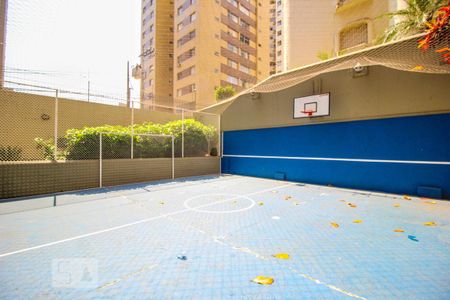 Apartamento para alugar com 235m², 4 quartos e 2 vagas Apartamento para alugar com 235m², 4 quartos e 2 vagasQuadra