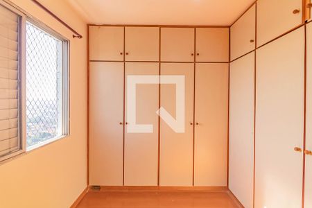 Apartamento à venda com 64m², 2 quartos e 1 vagaQuarto 2