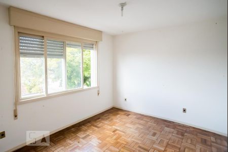 Quarto de apartamento para alugar com 1 quarto, 67m² em Passo da Areia, Porto Alegre
