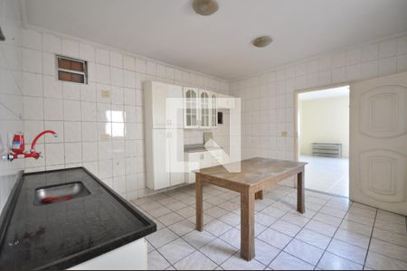 Cozinha de casa para alugar com 2 quartos, 110m² em Vila Mazzei, São Paulo