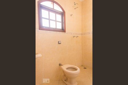 Casa à venda com 252m², 3 quartos e 6 vagasBanheiro da suíte 3