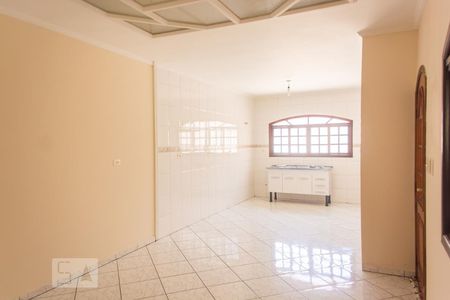 Casa à venda com 252m², 3 quartos e 6 vagasCozinha