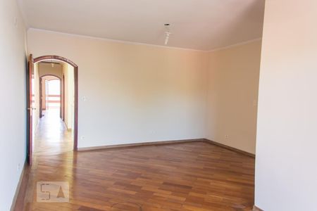 Casa à venda com 252m², 3 quartos e 6 vagasSuíte 1