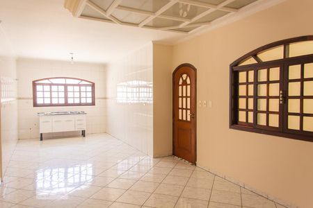 Casa à venda com 252m², 3 quartos e 6 vagasCozinha