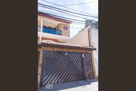 Casa à venda com 252m², 3 quartos e 6 vagasFachada