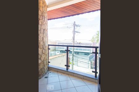 Casa à venda com 252m², 3 quartos e 6 vagasVaranda da suíte