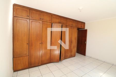 Quarto de casa à venda com 3 quartos, 160m² em Vila Antonieta, São Paulo