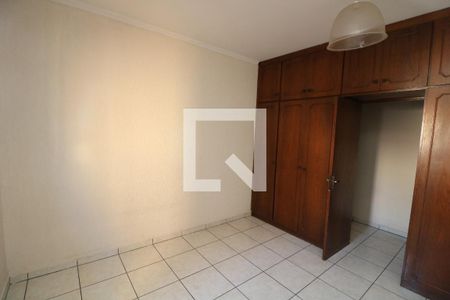 Quarto 2 de casa à venda com 3 quartos, 160m² em Vila Antonieta, São Paulo