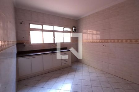 Casa à venda com 160m², 3 quartos e 2 vagas Casa à venda com 160m², 3 quartos e 2 vagasCozinha