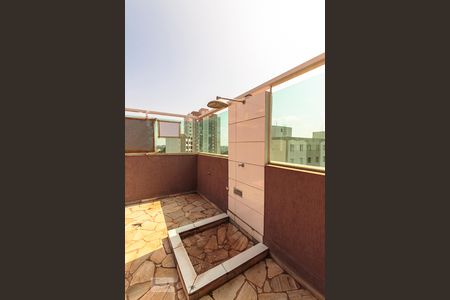 Apartamento à venda com 180m², 3 quartos e 2 vagasCobertura