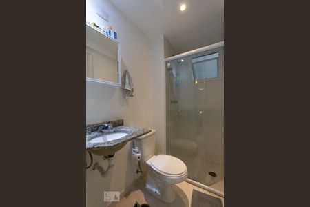 Apartamento para alugar com 75m², 2 quartos e 2 vagasBanheiro