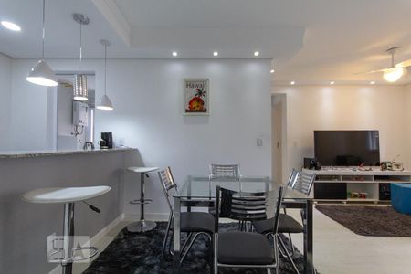 Apartamento para alugar com 75m², 2 quartos e 2 vagasSala