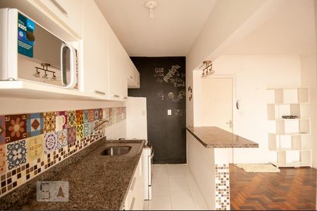Cozinha - Armários de apartamento à venda com 1 quarto, 80m² em Petrópolis, Porto Alegre